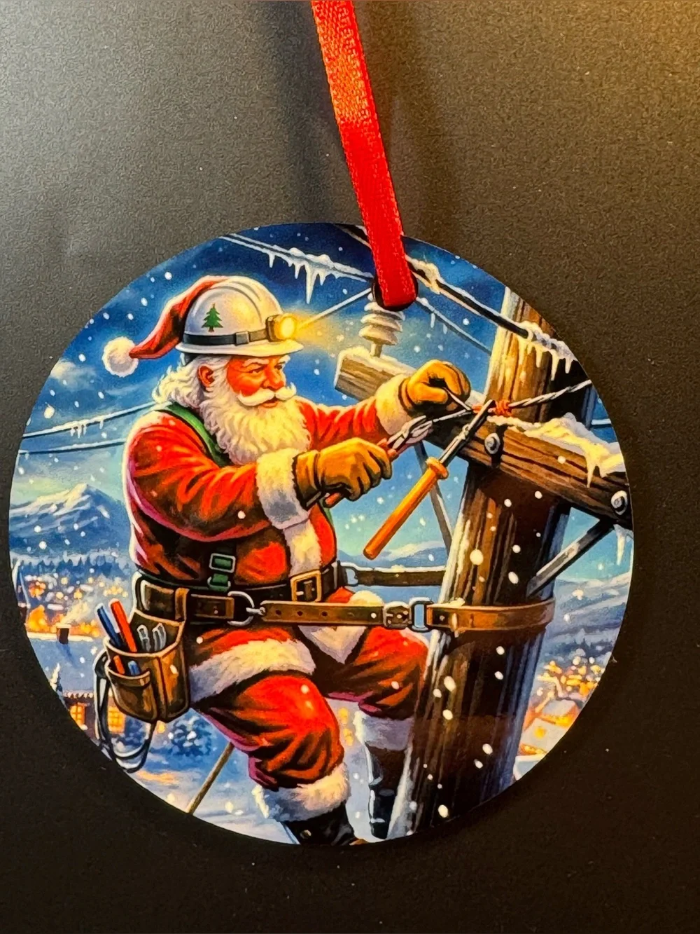 Santa Claus Lineman Multicolor Round Wooden Christmas Ornament New Gift